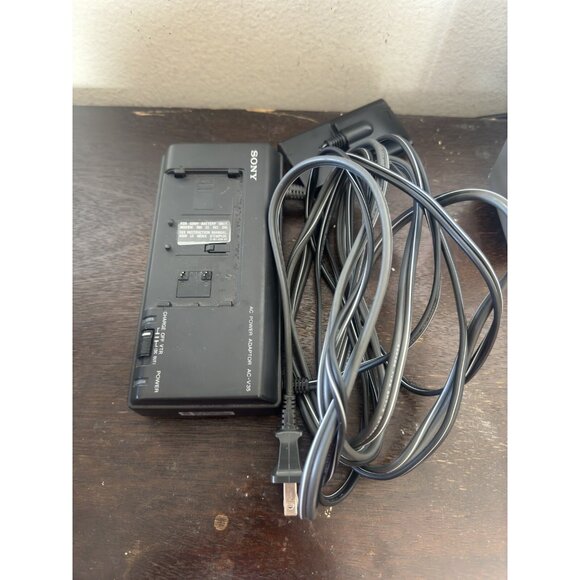 Genuine Sony Handycam Video8 AC-V60 AC Power Adapter & Battery Charger TESTED